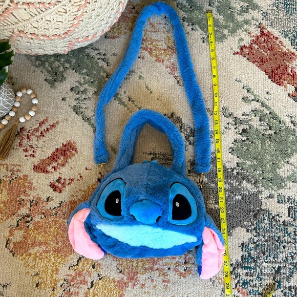 New Disney Lilo & Stitch Plush Shoulder Bag Crossbody Purse THE CUTEST - Picture 13 of 15